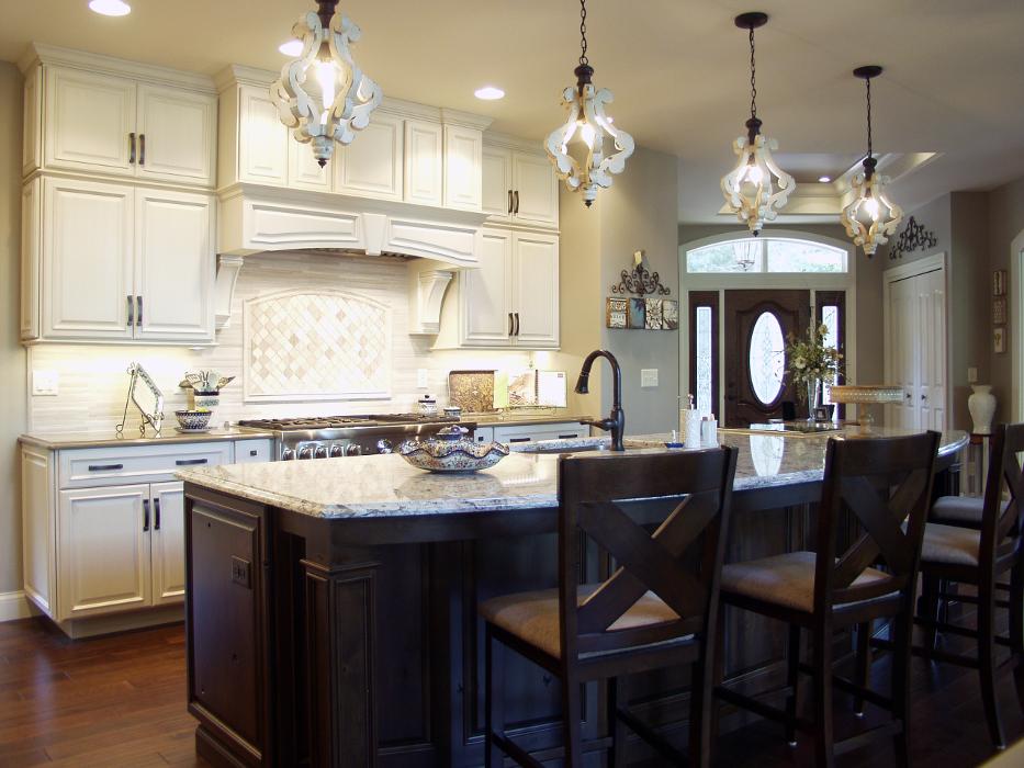 Featherstone Cabinetry & Design - Rothschild, WI