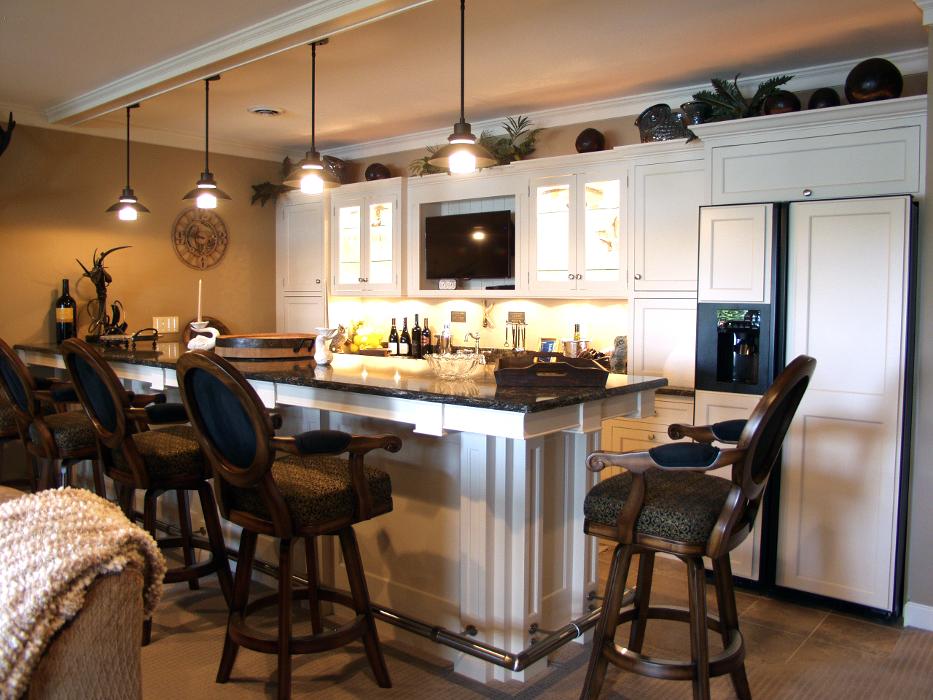 Featherstone Cabinetry & Design - Rothschild, WI