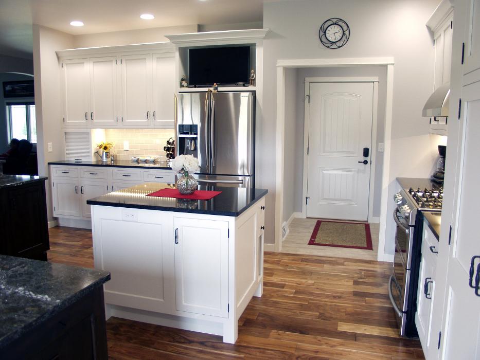 Featherstone Cabinetry & Design - Rothschild, WI