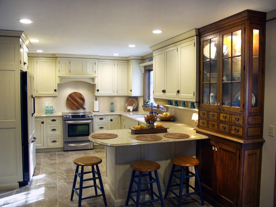 Featherstone Cabinetry & Design - Rothschild, WI