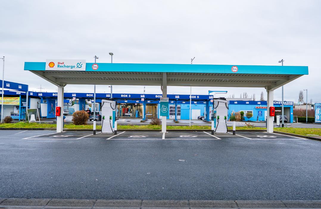 Shell Recharge Charging Station, Rasselsteinstraße in Andernach