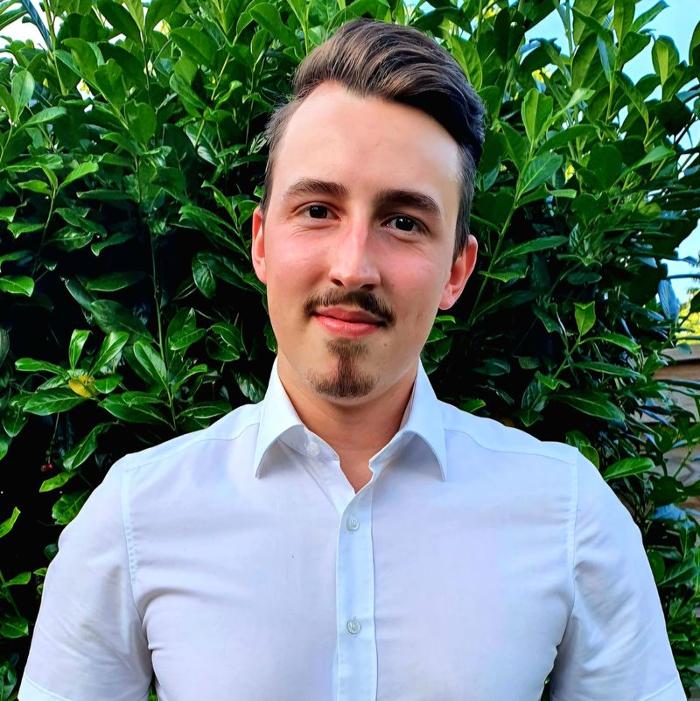 ERGO Versicherung Björn Brückmann, Venloer Straße in Pulheim