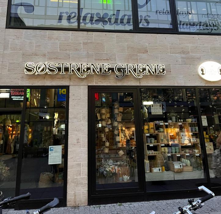 Søstrene Grene, Prager Straße in Altstadt
