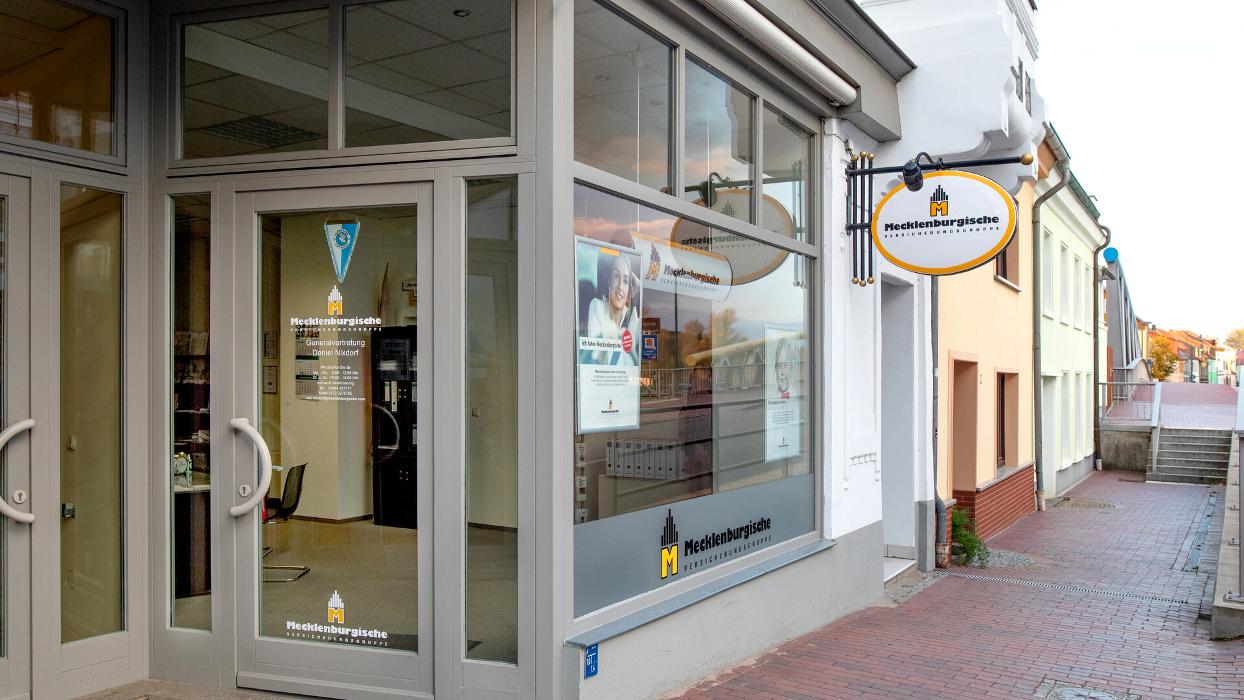 Mecklenburgische Versicherung Torsten Jahn, August-Bebel-Straße in Schwaan