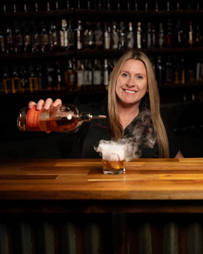 E & K Professional Bartending, LLC Image