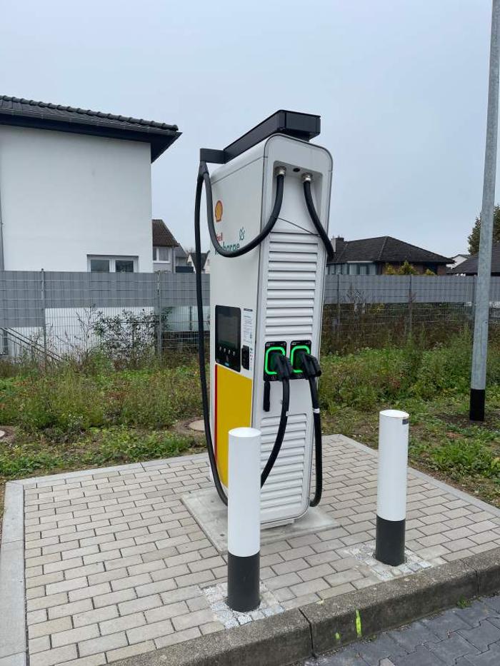 Shell Recharge Charging Station, Hermann-Bopp-Straße in Ingelheim am Rhein