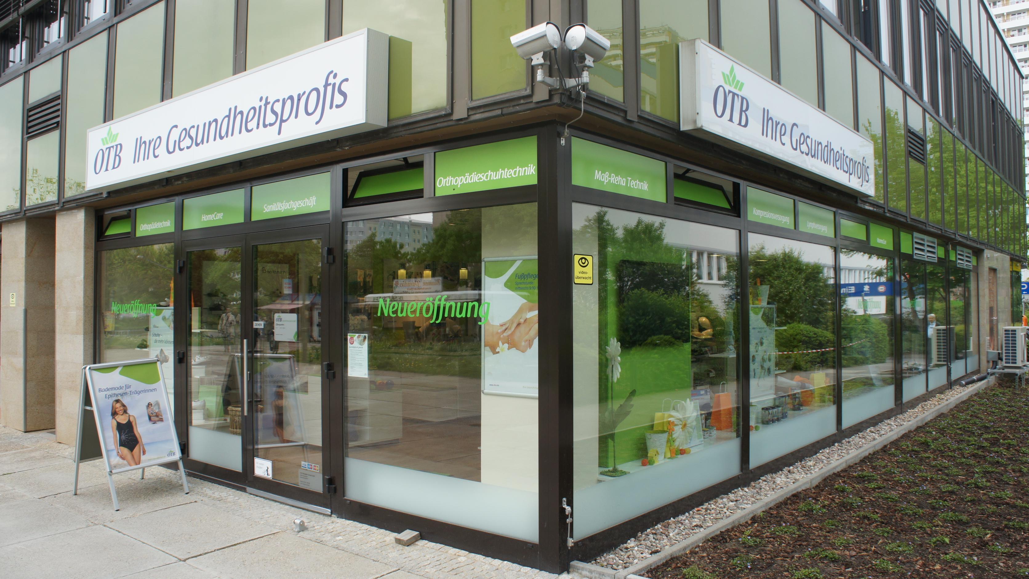 OTB Sanitätshaus Berlin-Marzahn, Helene-Weigel-Platz in Berlin