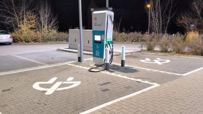 Shell Recharge Charging Station, Johannes-R.-Becher-Straße in Gera