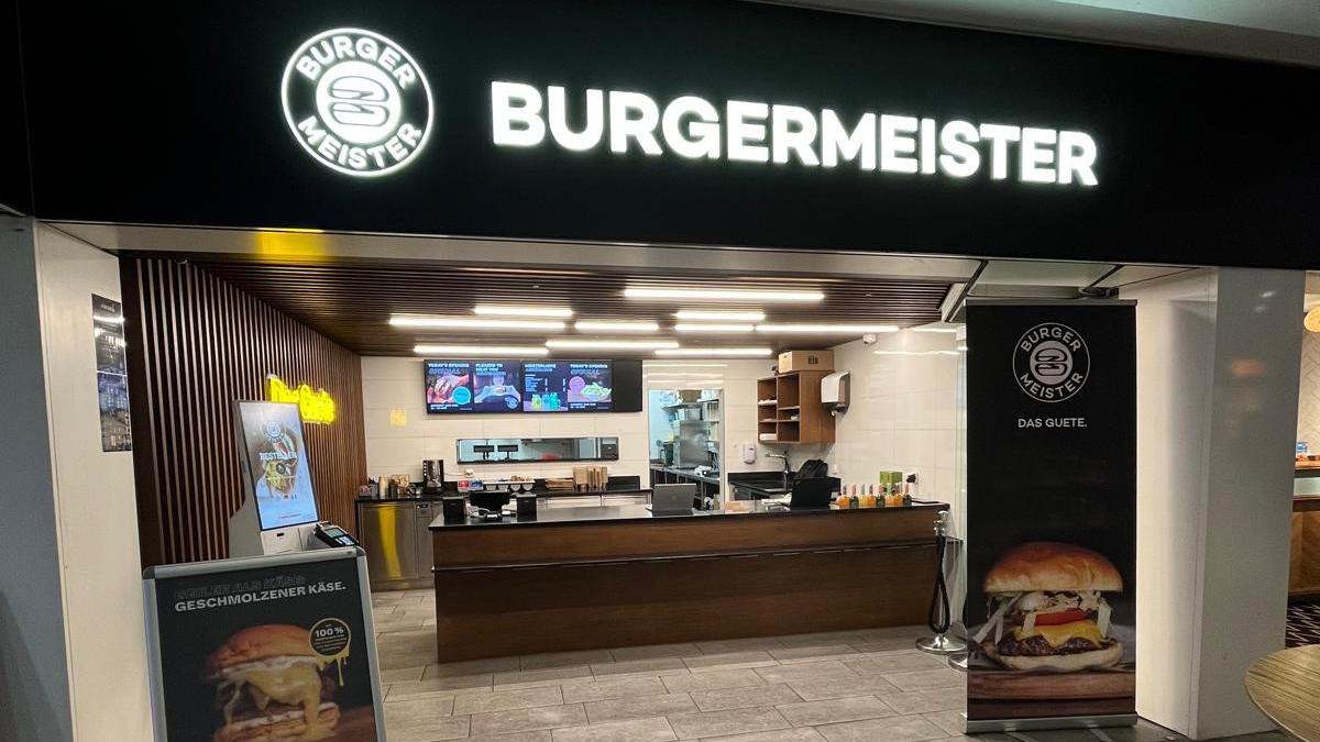 Burgermeister Bahnhof Winterthur, Bahnhofplatz in Winterthur