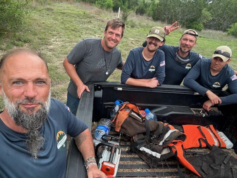 Dynamo Dusty's Tree Service Image