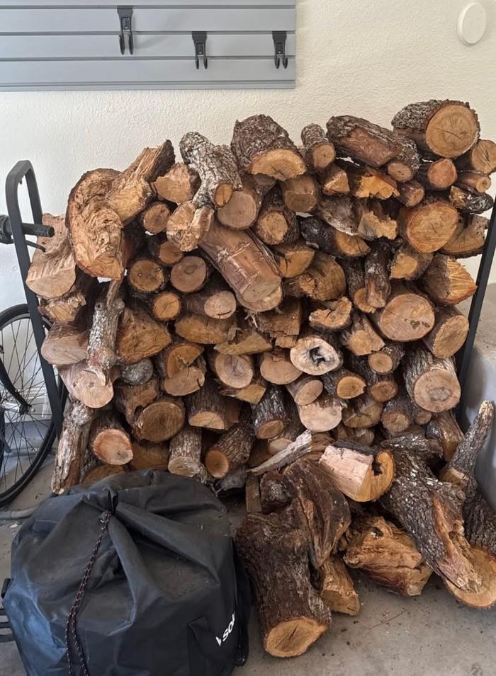 Dynamo Dusty's Tree Service Image