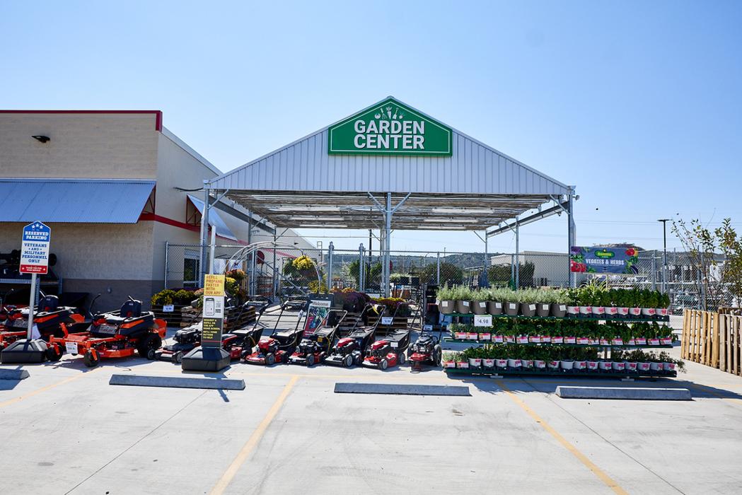 Tractor Supply Co. Image