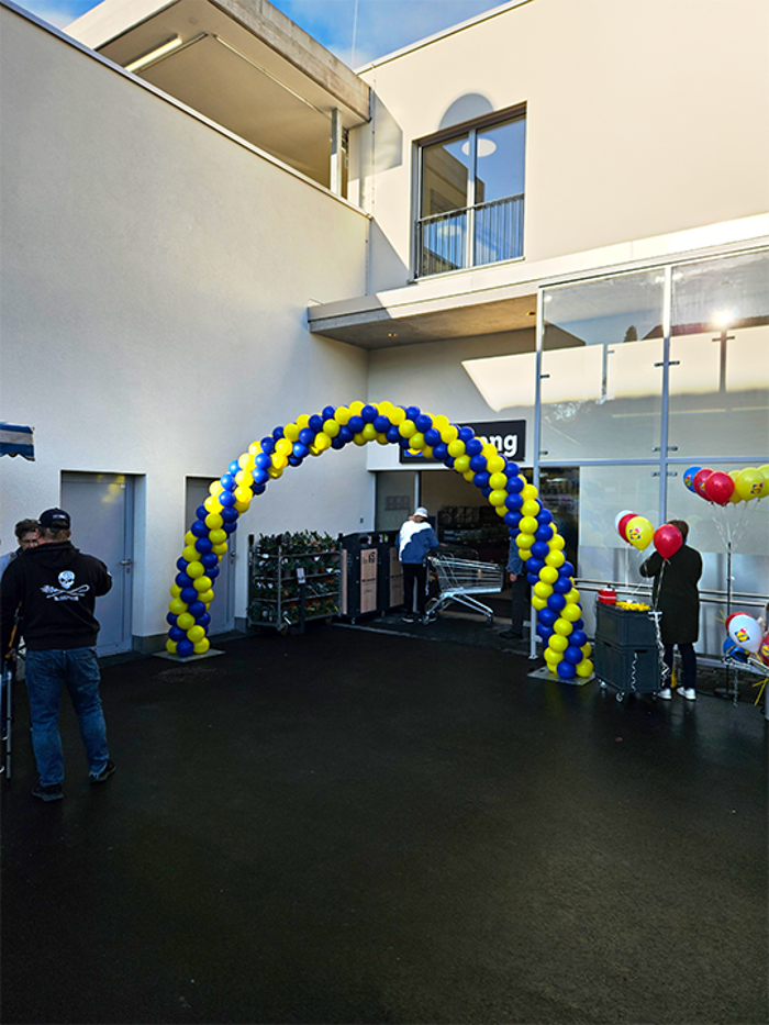 Lidl Schweiz, Hügsamstrasse in Samstagern