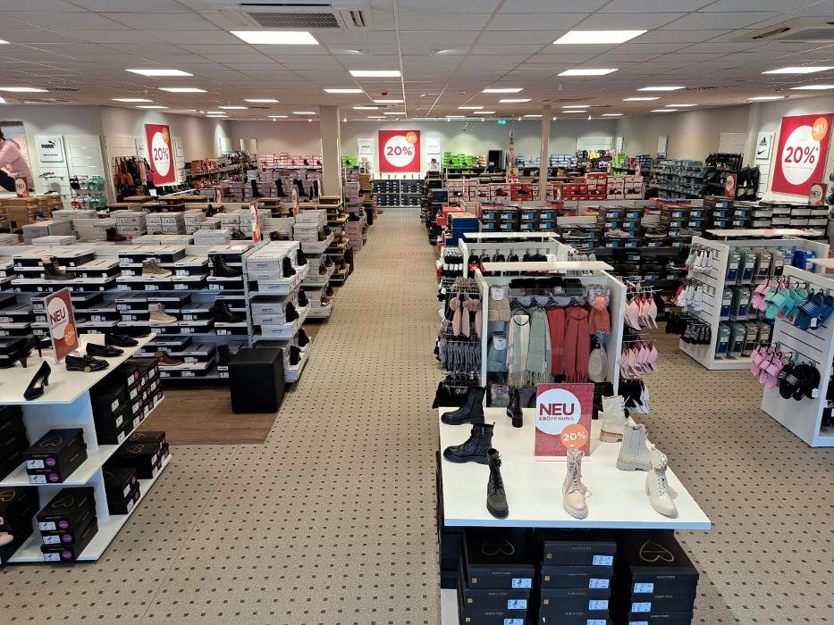 RENO, Bahnhofstraße in Edewecht