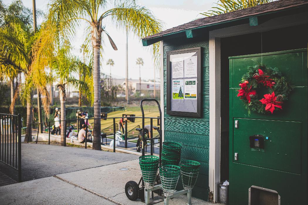 Lake Forest Golf and Practice Center Image