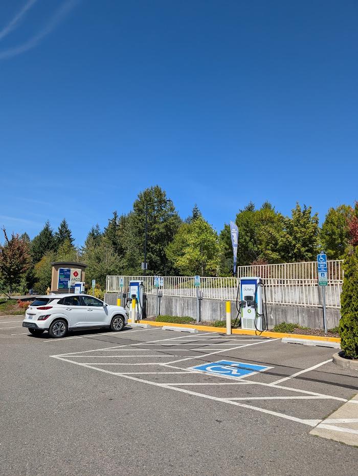 bp pulse Charging Station Image