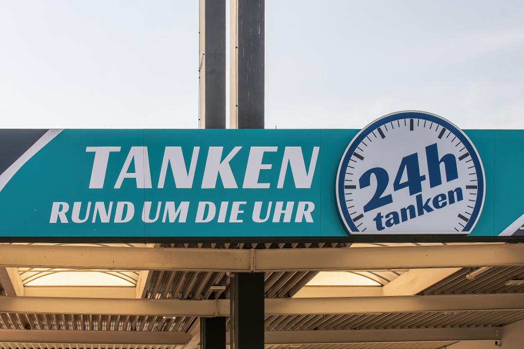 Tankstelle am Marktkauf, Mittlerer Watzenbach in Saalfeld