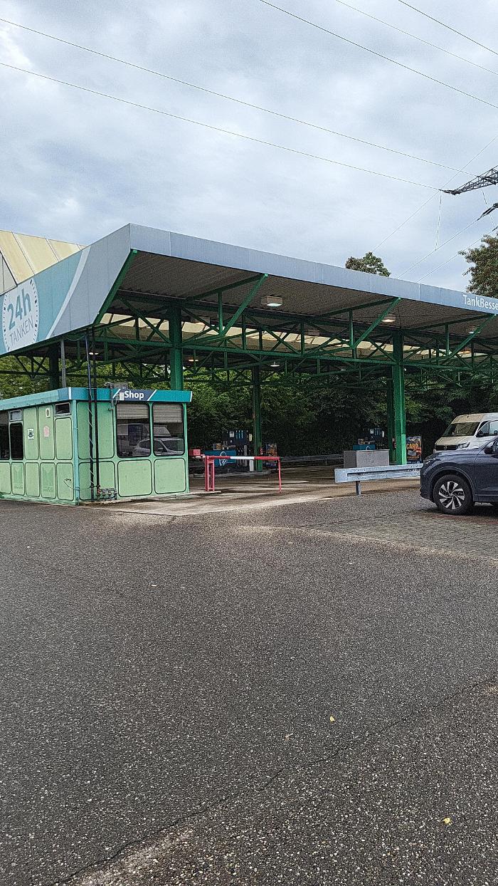 Tankstelle am Marktkauf, Schutterwälder Straße in Offenburg