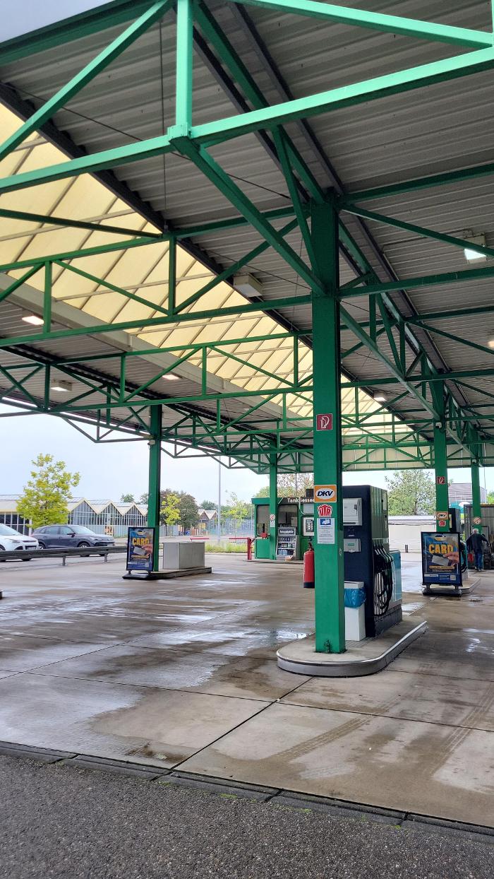 Tankstelle am Marktkauf, Schutterwälder Straße in Offenburg
