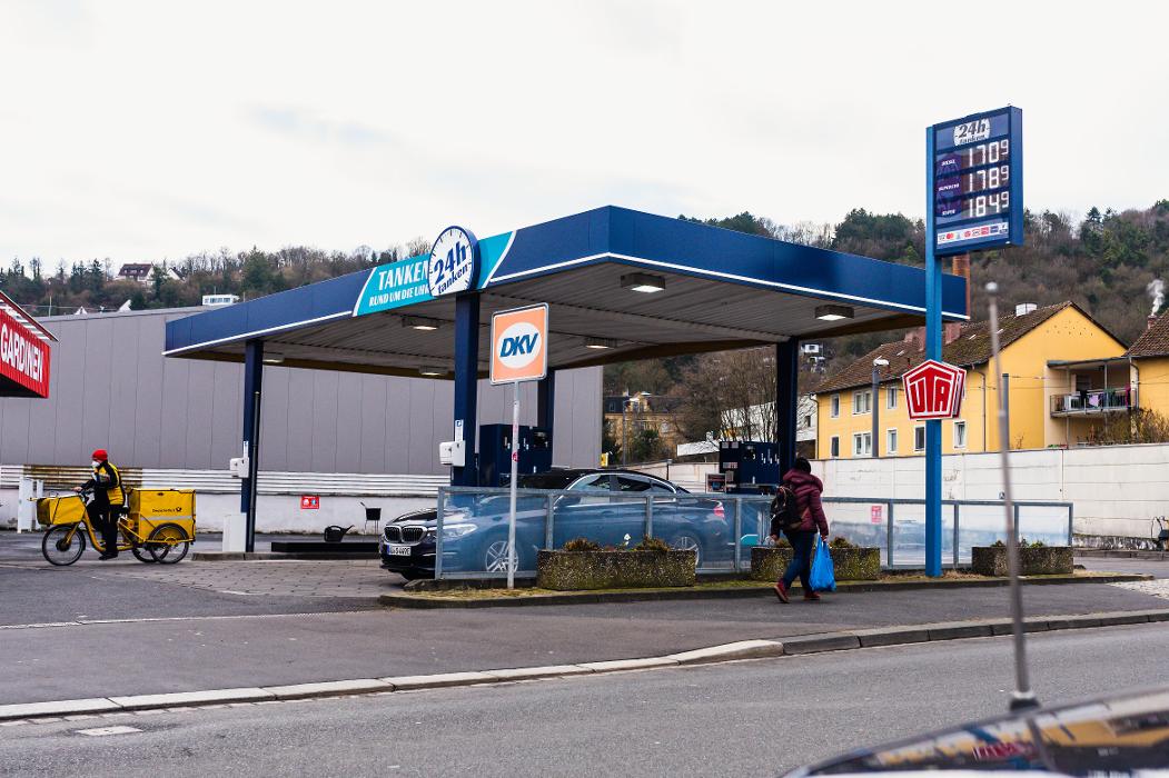 Tankstelle am E-Center, Seckenheimer Landstraße in Mannheim