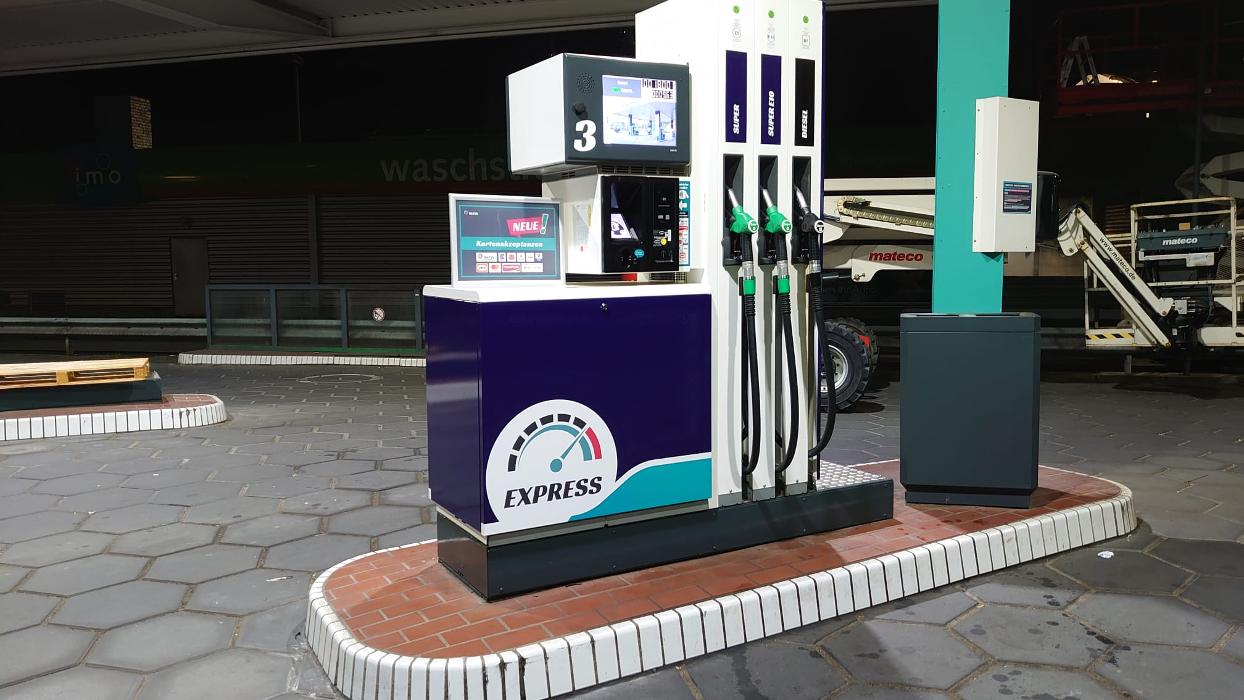 Tankstelle am Marktkauf, Oldentruper Straße in Bielefeld