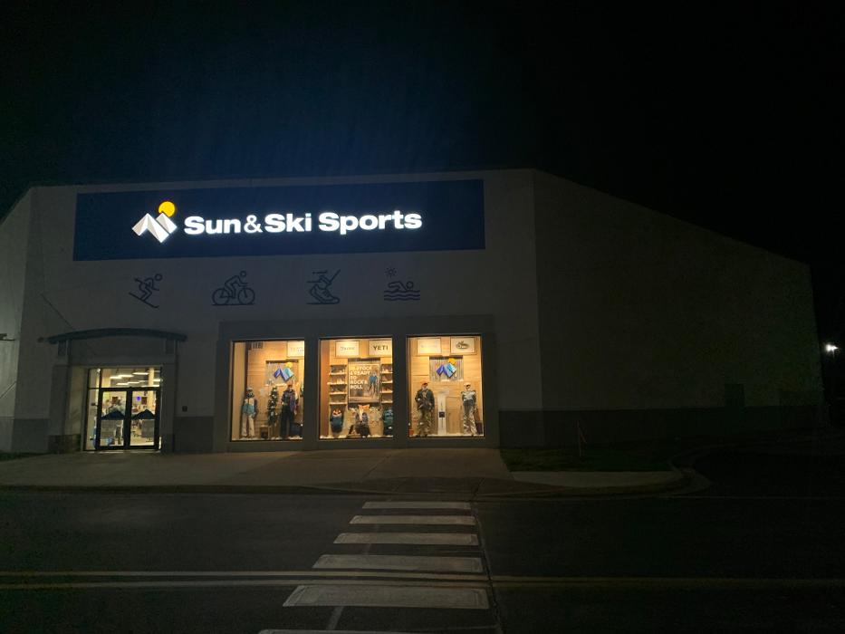 Sun & Ski Sports Image