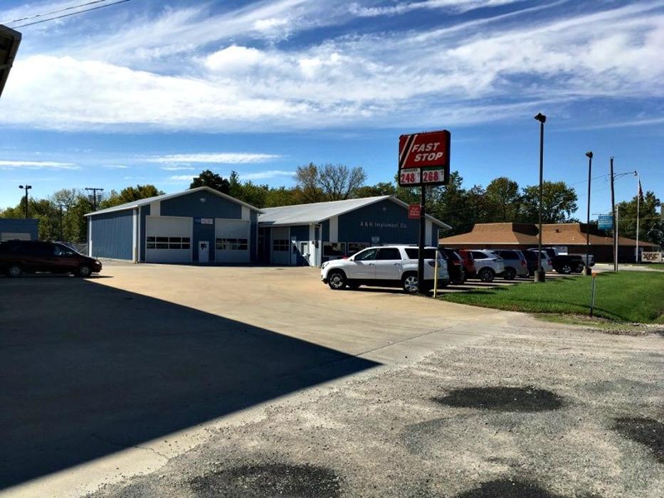 A and H Auto Body Image