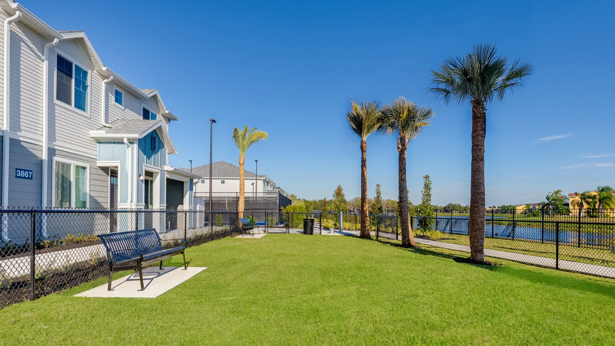 Yardly Bellalago Image