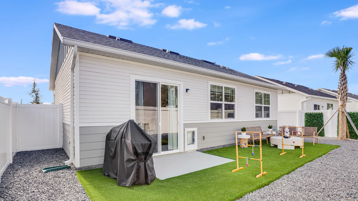 Yardly Bellalago Image