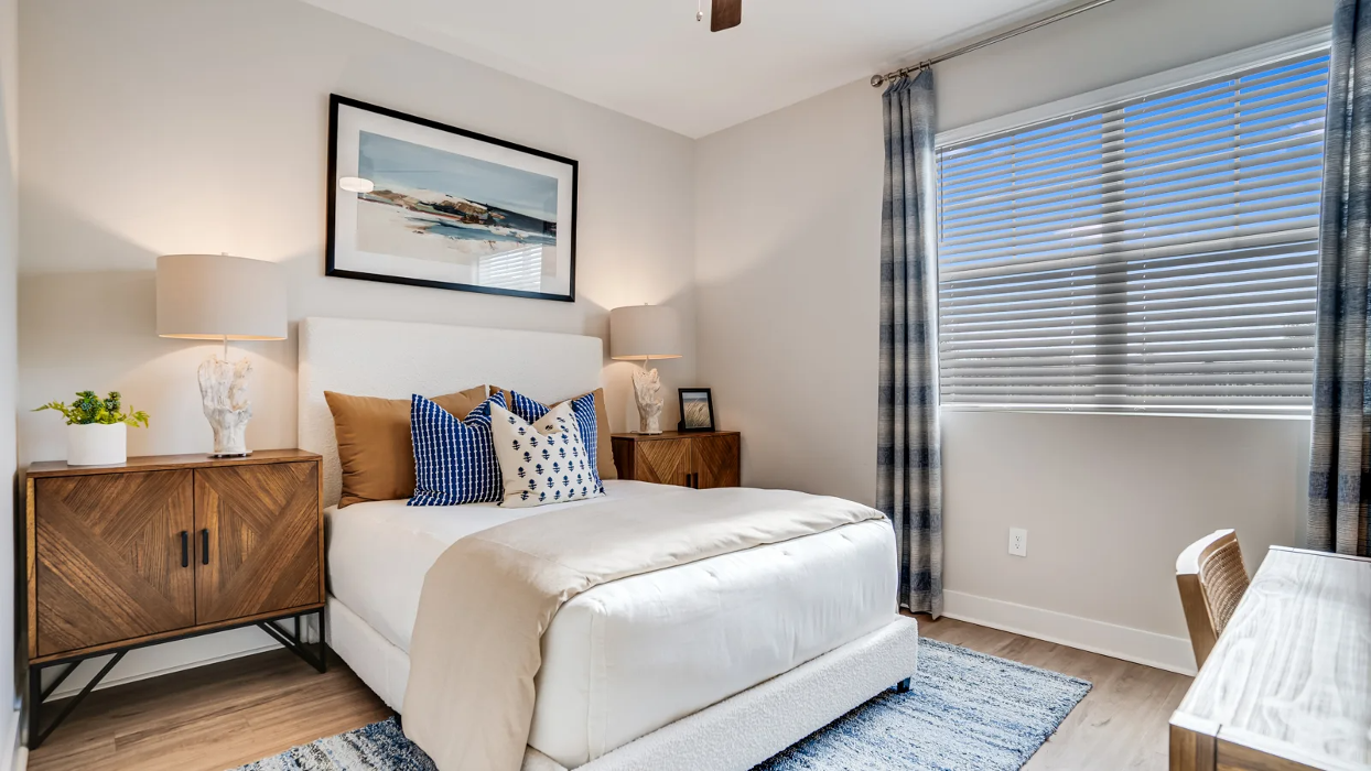 Yardly Bellalago Image