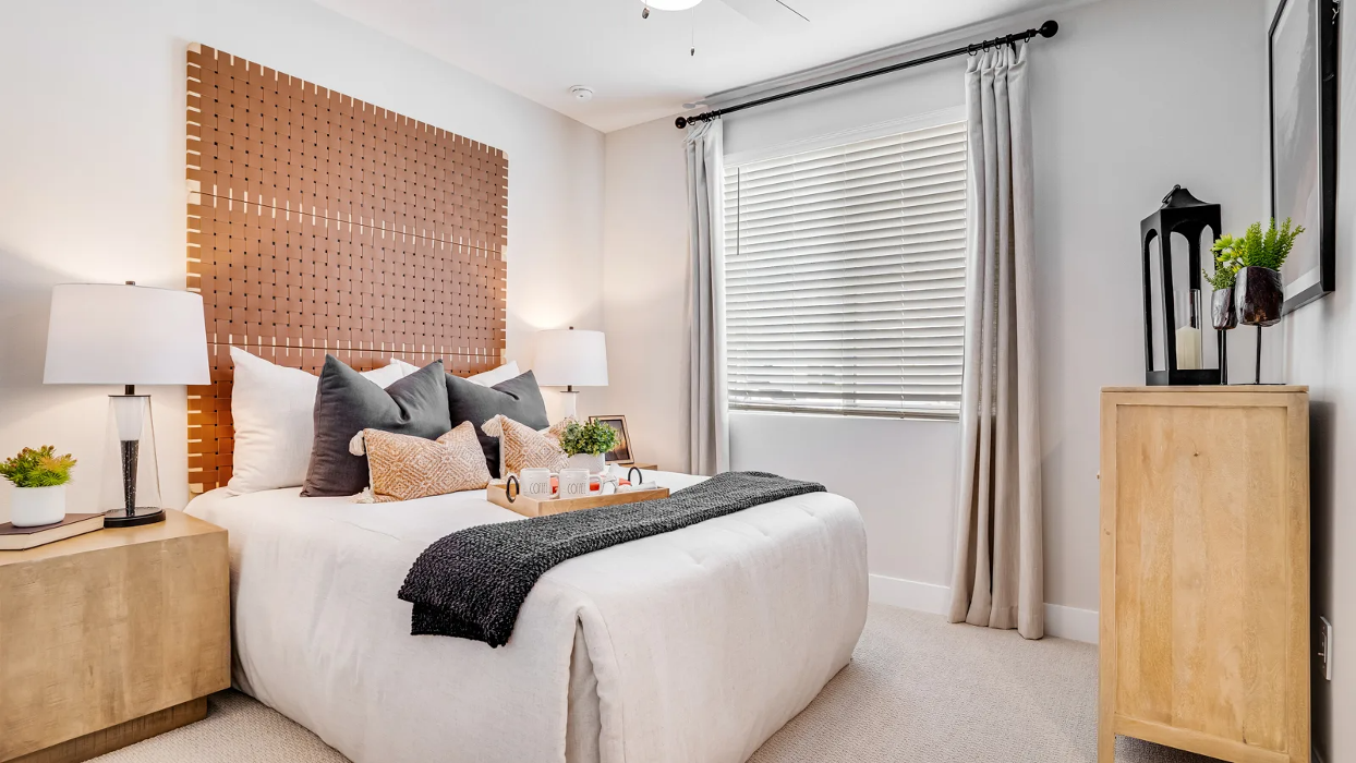 Yardly Bellalago Image