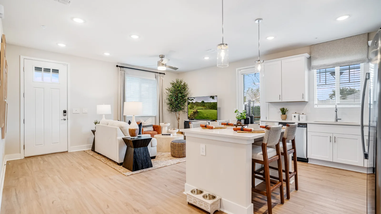 Yardly Bellalago Image