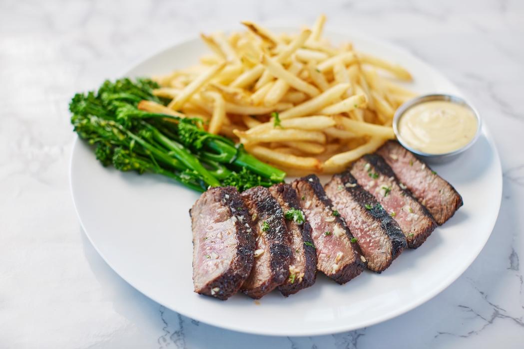 The Clubhouse at North Palm Beach Country Club Image