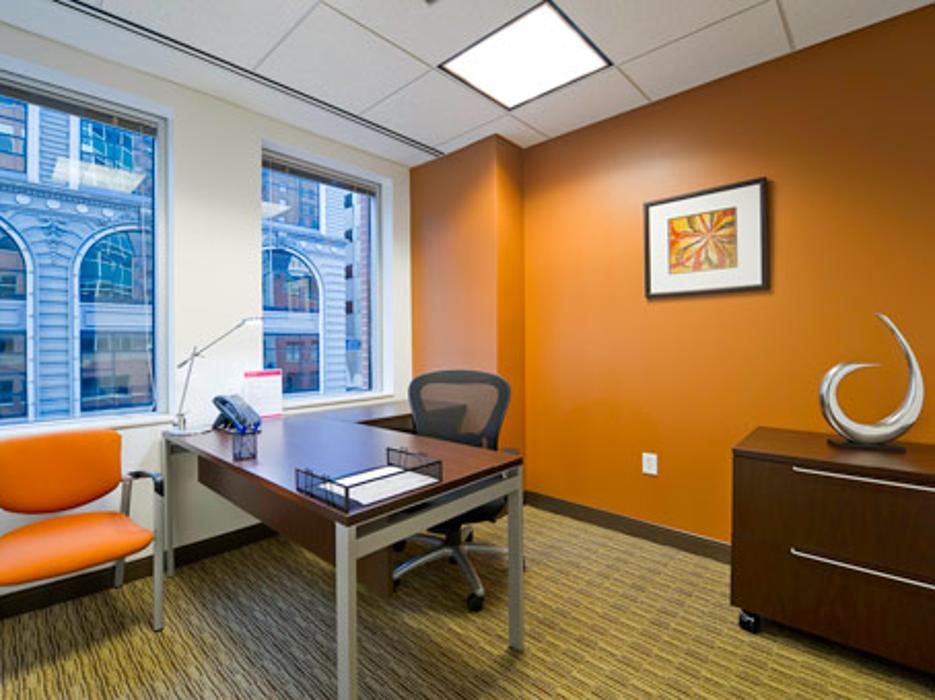 Regus - Iowa, Des Moines - Hub Tower - Des Moines, IA