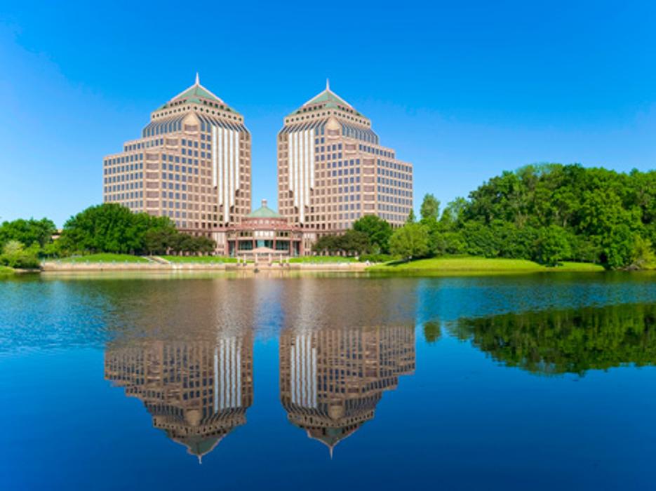 Regus - Minnesota, Minnetonka - Carlson Center - Minnetonka, MN