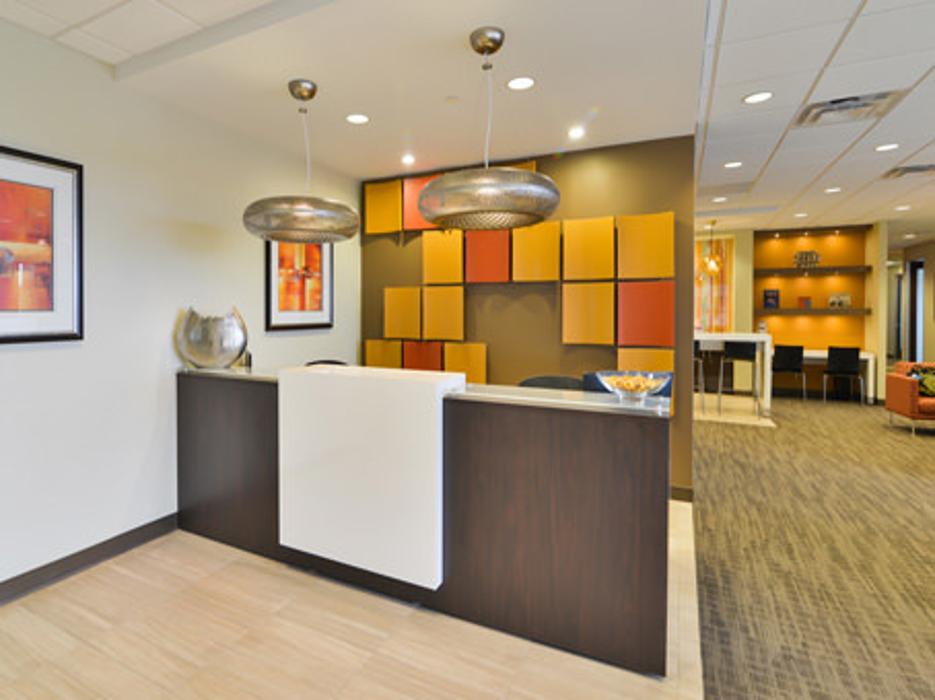 Regus - Colorado, Greenwood Village - Tuscany Plaza - Englewood, CO