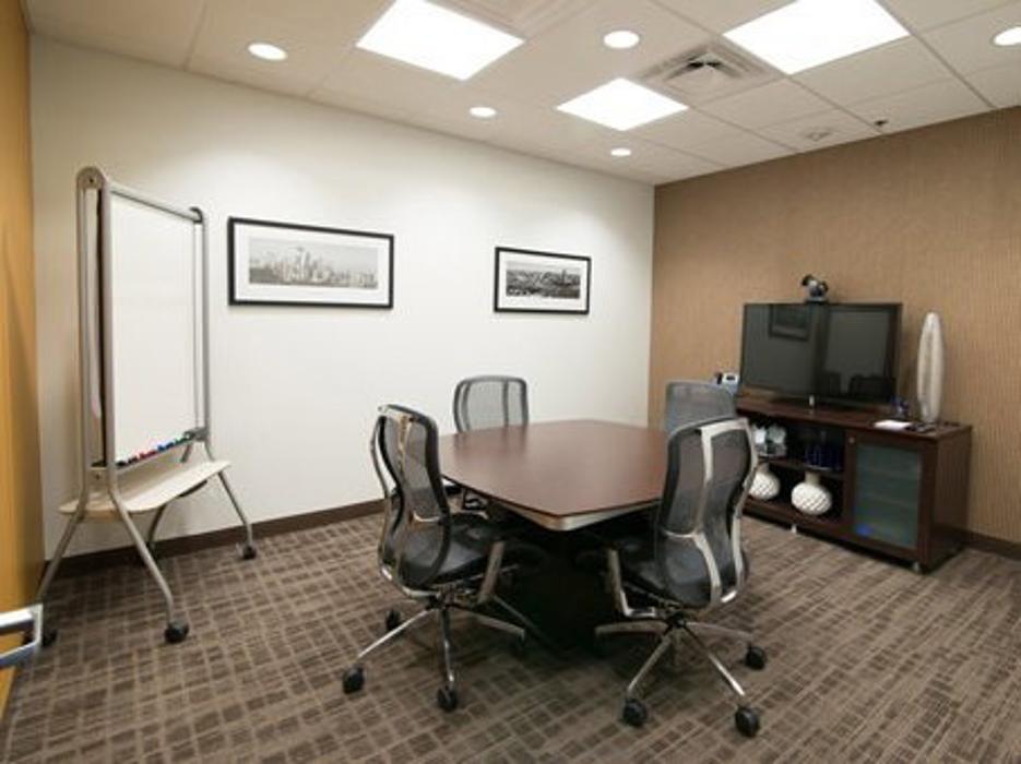 Regus - Colorado, Greenwood Village - Tuscany Plaza - Englewood, CO