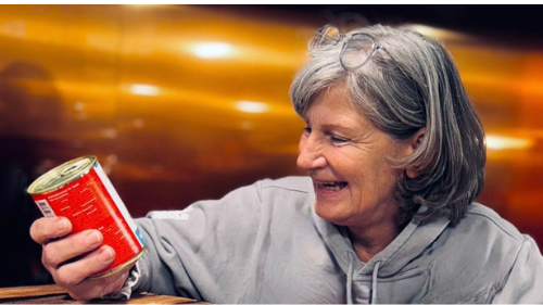 HUNDherum glücklich mit Antje Schnitzler Hundefutter-Vergleich24 | ANIfit, Schellberg in Monheim am Rhein