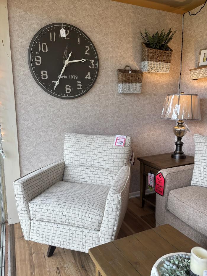 Crowl Interiors & Furniture Image