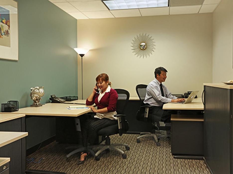 Regus - California, El Segundo LAX - Continental Grand - El Segundo, CA