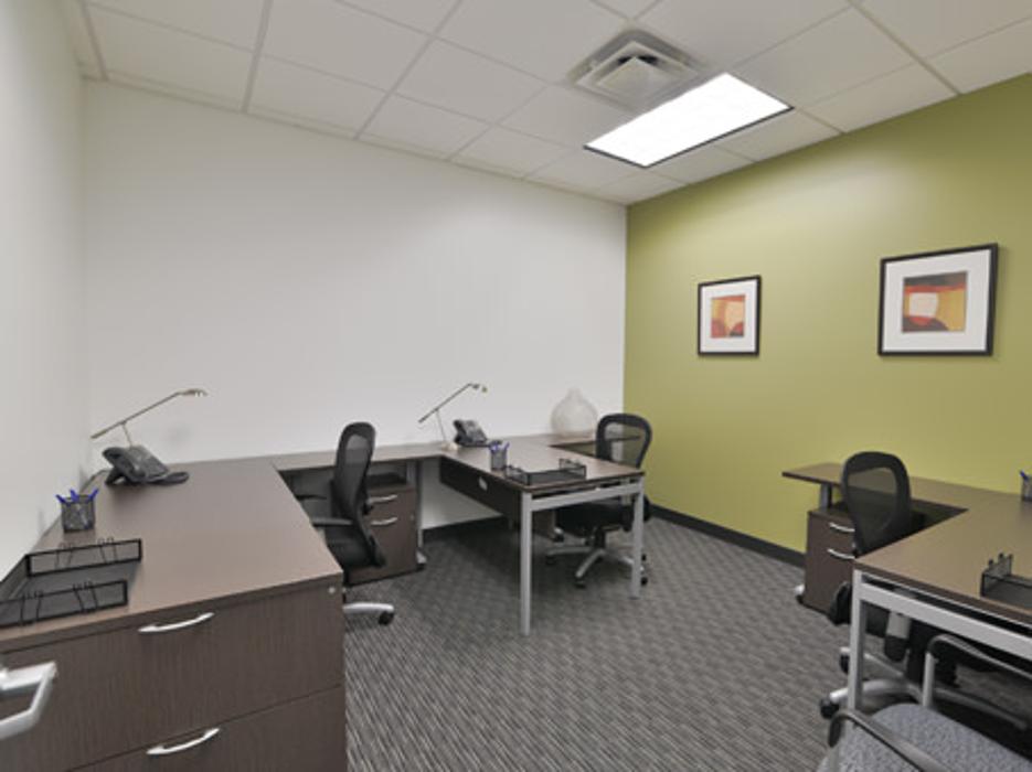 Regus - Arizona, Chandler - San Tan Corporate Center II - Chandler, AZ