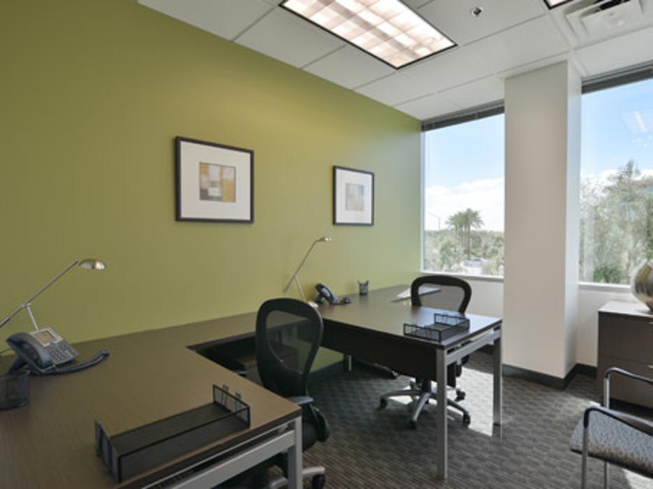 Regus - Arizona, Chandler - San Tan Corporate Center II - Chandler, AZ