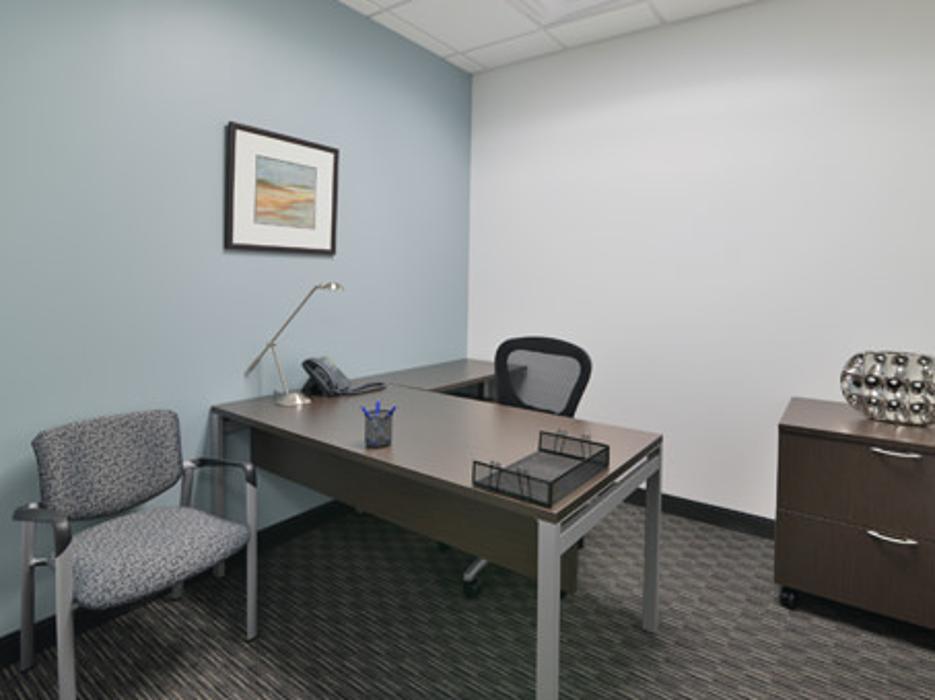 Regus - Arizona, Chandler - San Tan Corporate Center II - Chandler, AZ