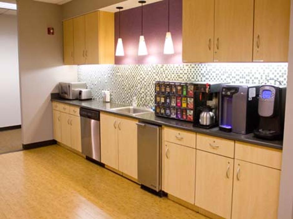 Regus - Virginia, Vienna - Boone Boulevard - Vienna, VA