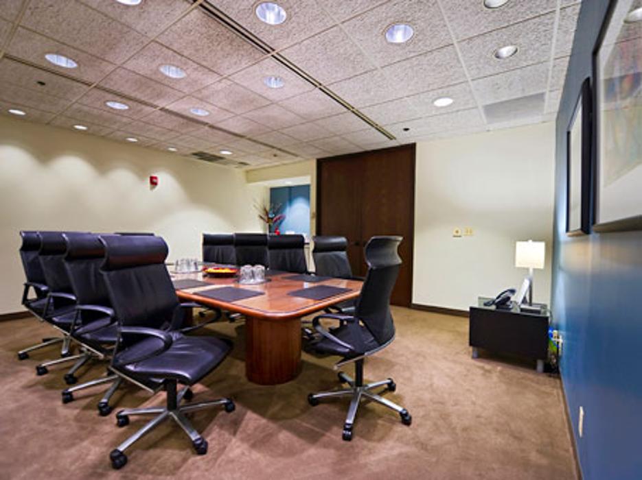 Regus - Illinois, Northbrook - One Northbrook Place - Northbrook, IL