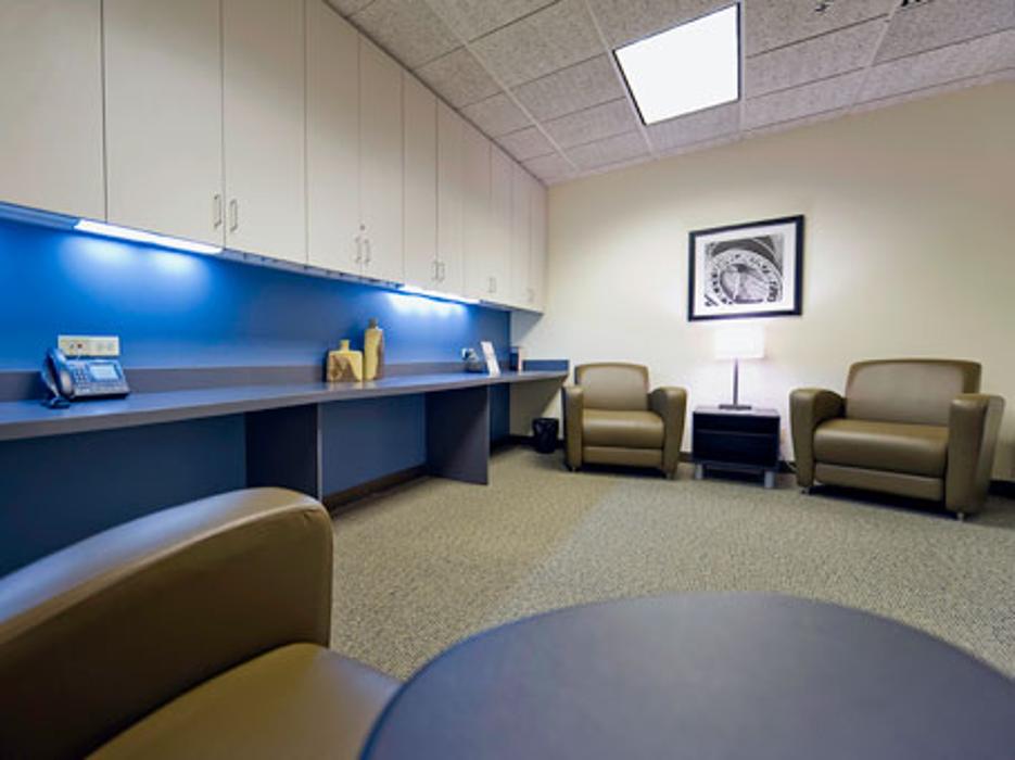 Regus - Illinois, Northbrook - One Northbrook Place - Northbrook, IL