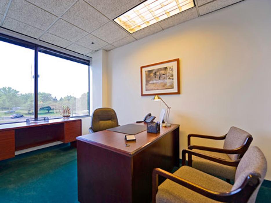 Regus - Illinois, Northbrook - One Northbrook Place - Northbrook, IL