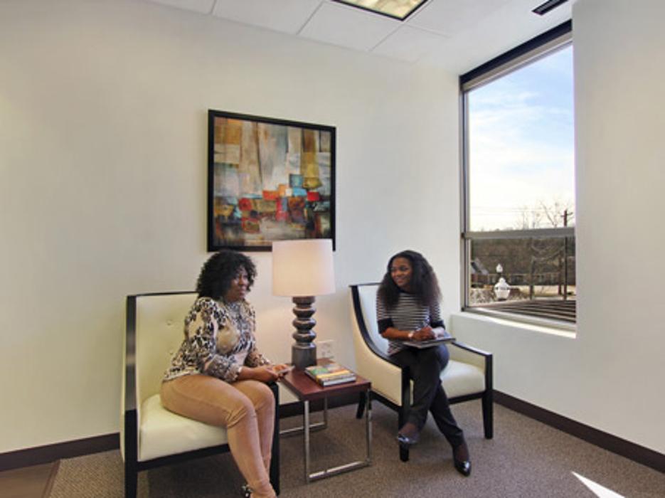 Regus - Georgia, Fayetteville - Main Street Office Center - Fayetteville, GA