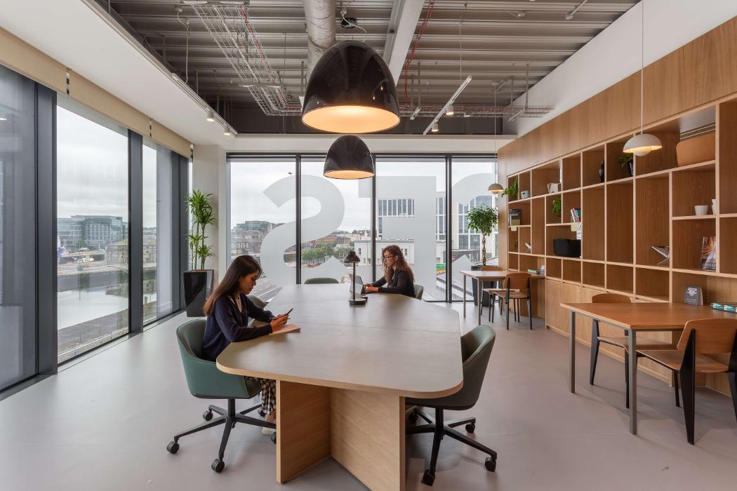 Foto de Spaces Horgans Quay