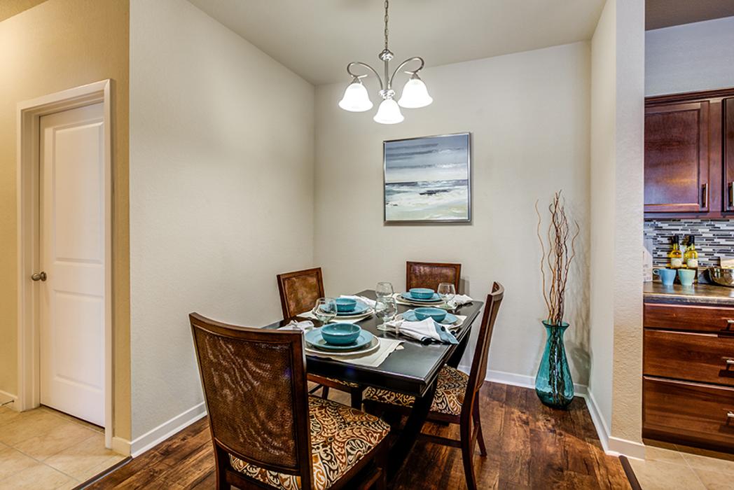 Coventry Park Apartments - Jacksonville, FL